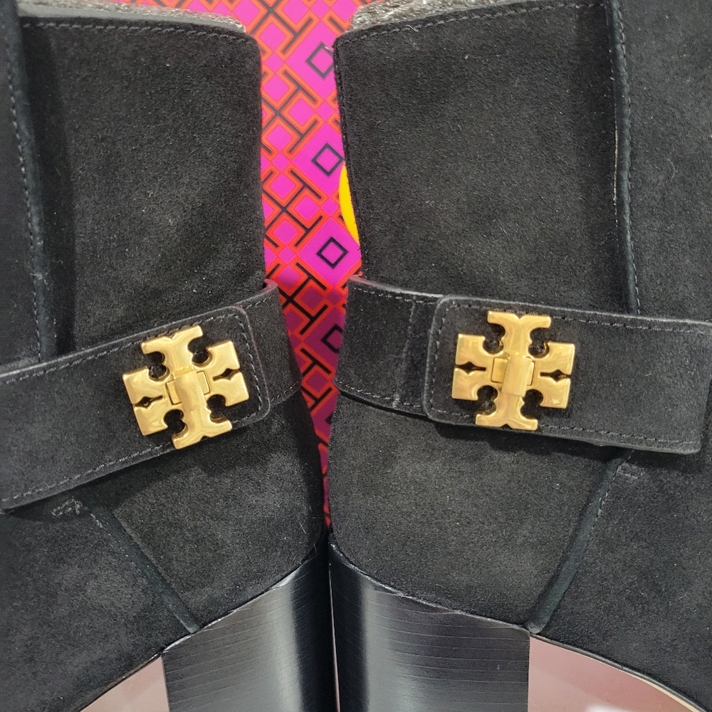 TORY BURCH Womens Black Logo Kira Round Toe Block Heel Leather Booties 5 NWT - Picture 4 of 10
